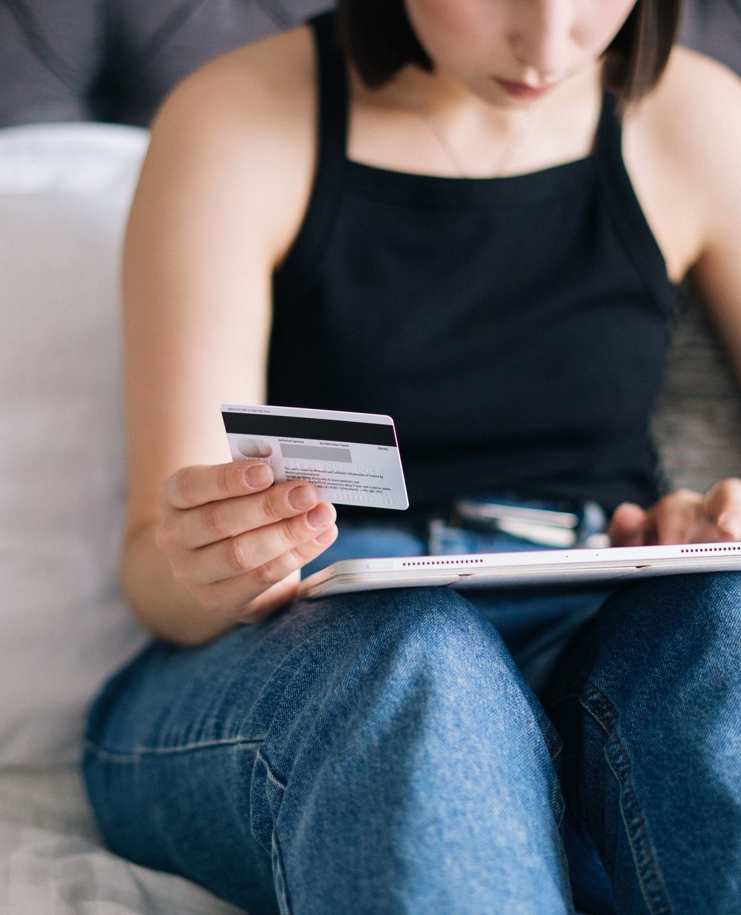 Does credit card debt keep you from getting a home loan?